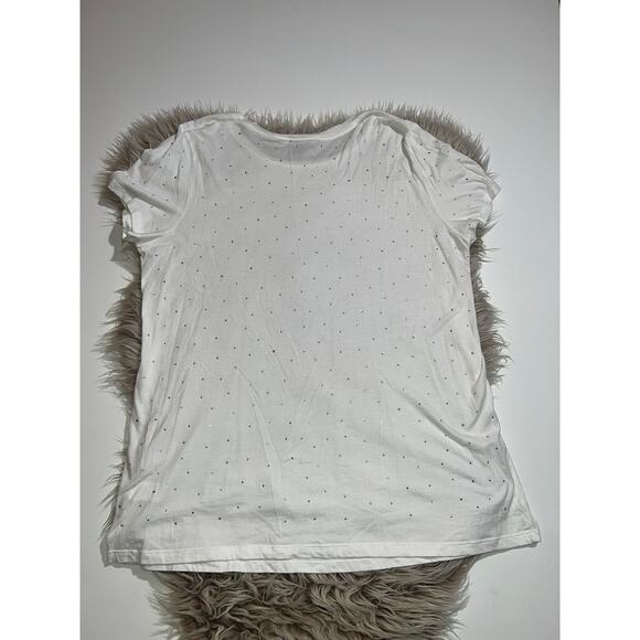 Torrid women’s white tee - Picture 2 of 12